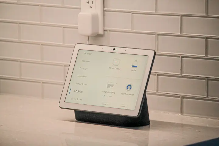 Google Nest Hub Max smart display for voice-controlled homes